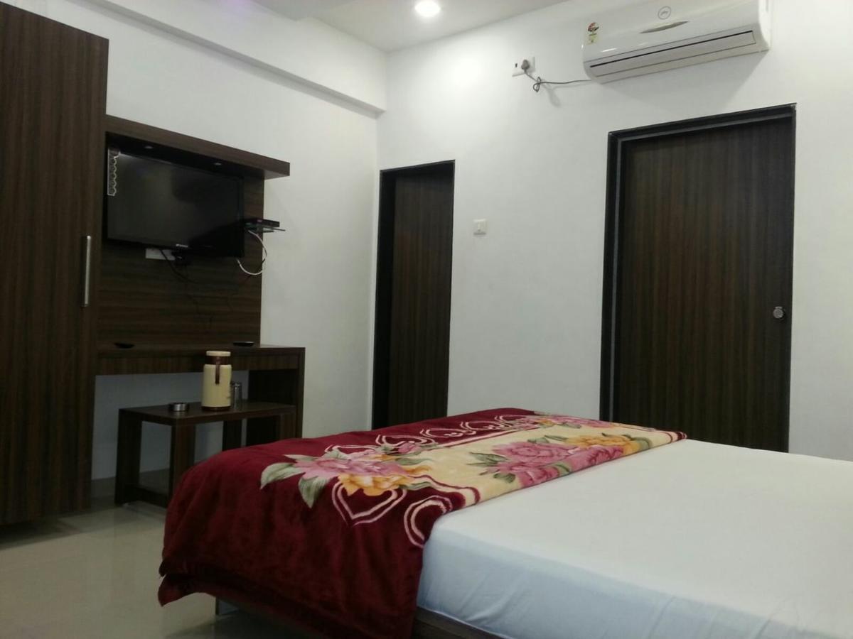 Hotel Amidhara Dwarka  Exterior photo